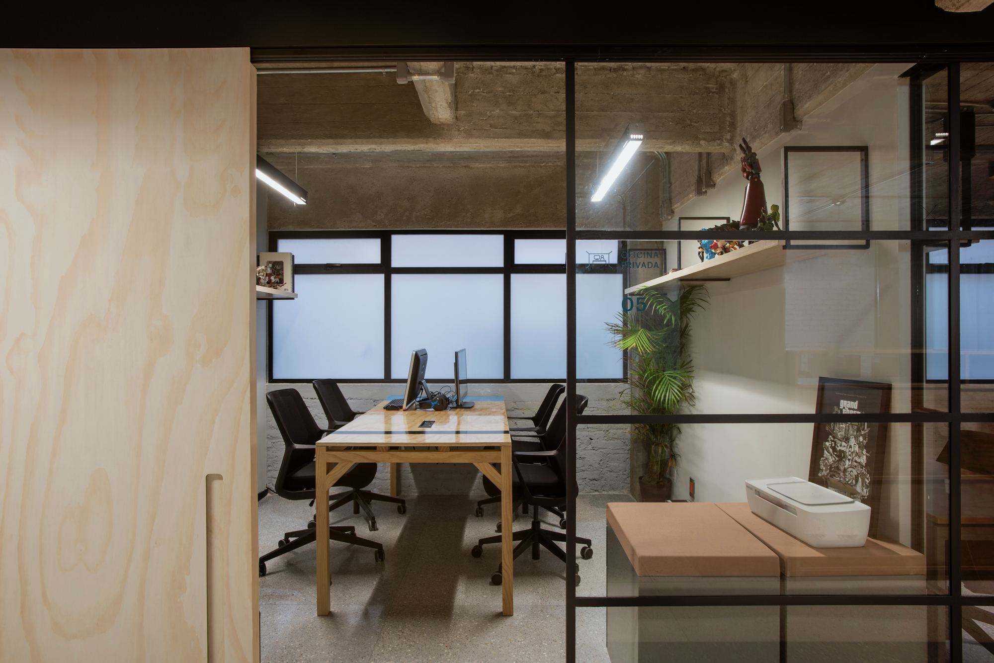 Hw studio clothing picture