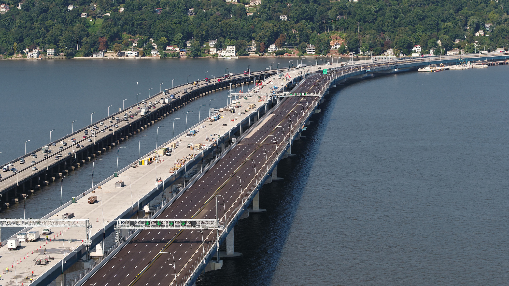 Gallery of New York's 4 Billion Tappan Zee Bridge Project Set to Open