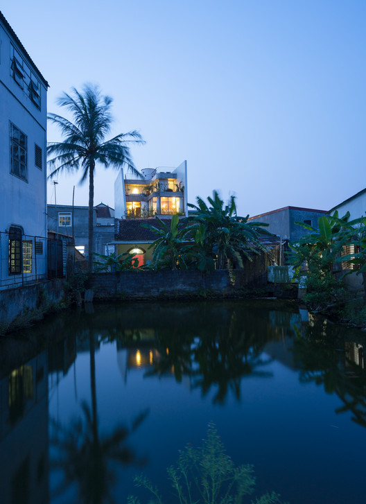 V1 House / TNT architects - Windows