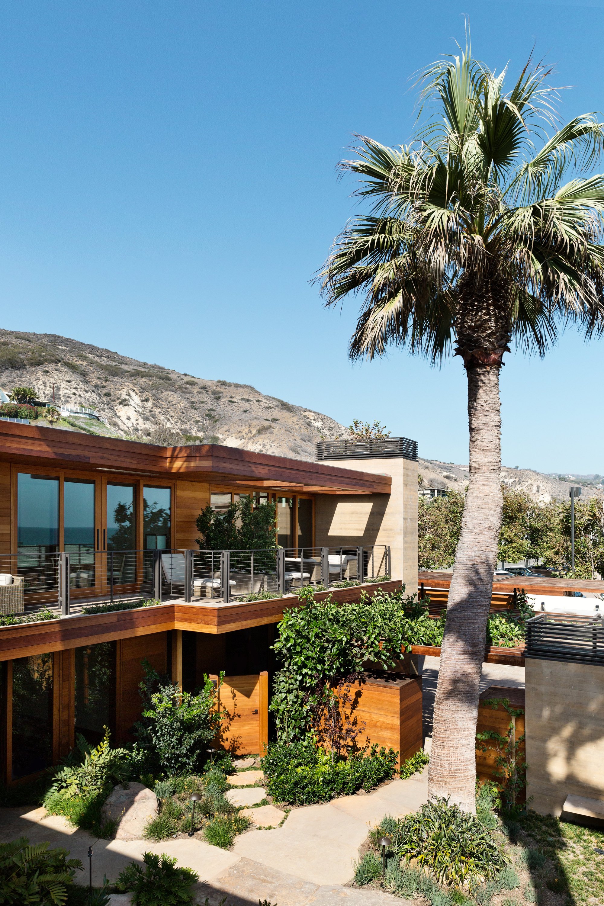 Galería de Hotel Nobu Ryokan / Studio PCH, Montalba Architects and TAL