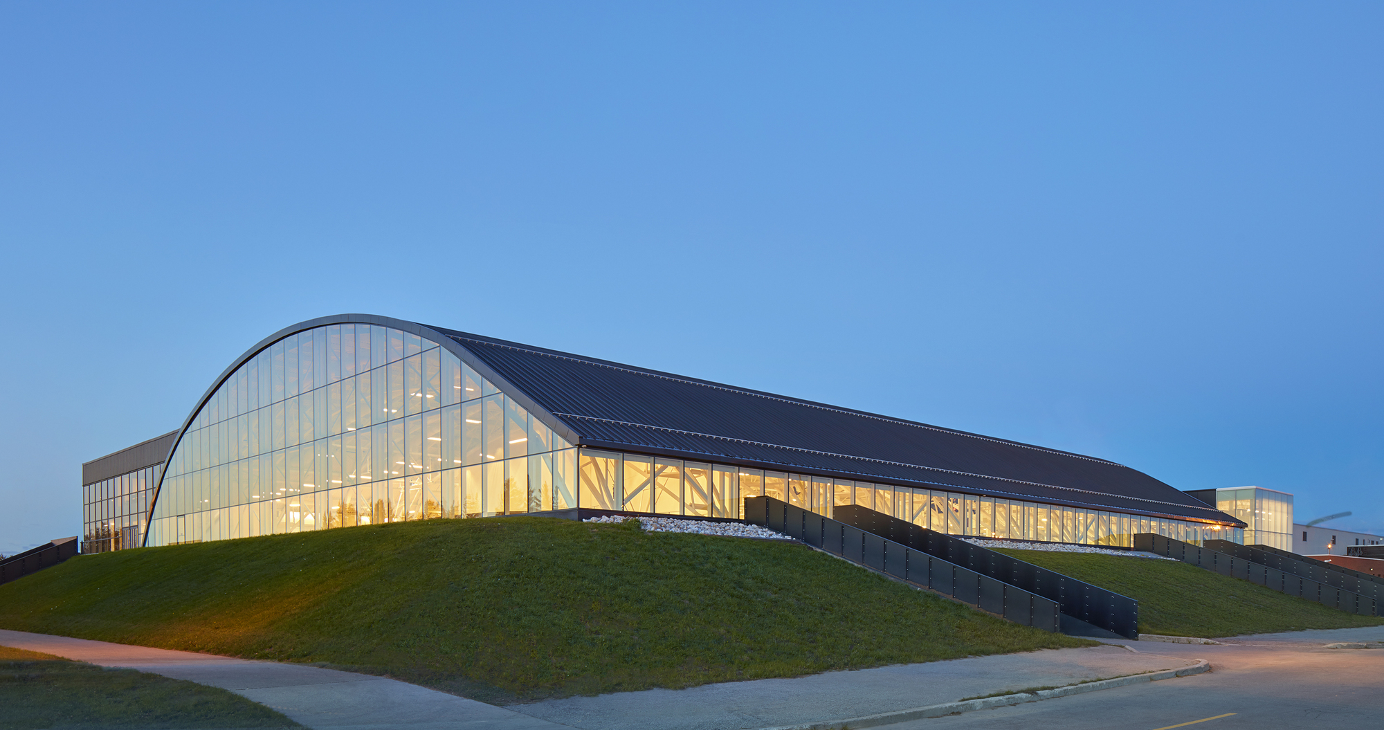 Gallery of Conestoga College Student Recreation Centre / MJMA 8