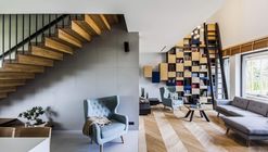 La Casa Propia / ZONA Architekci