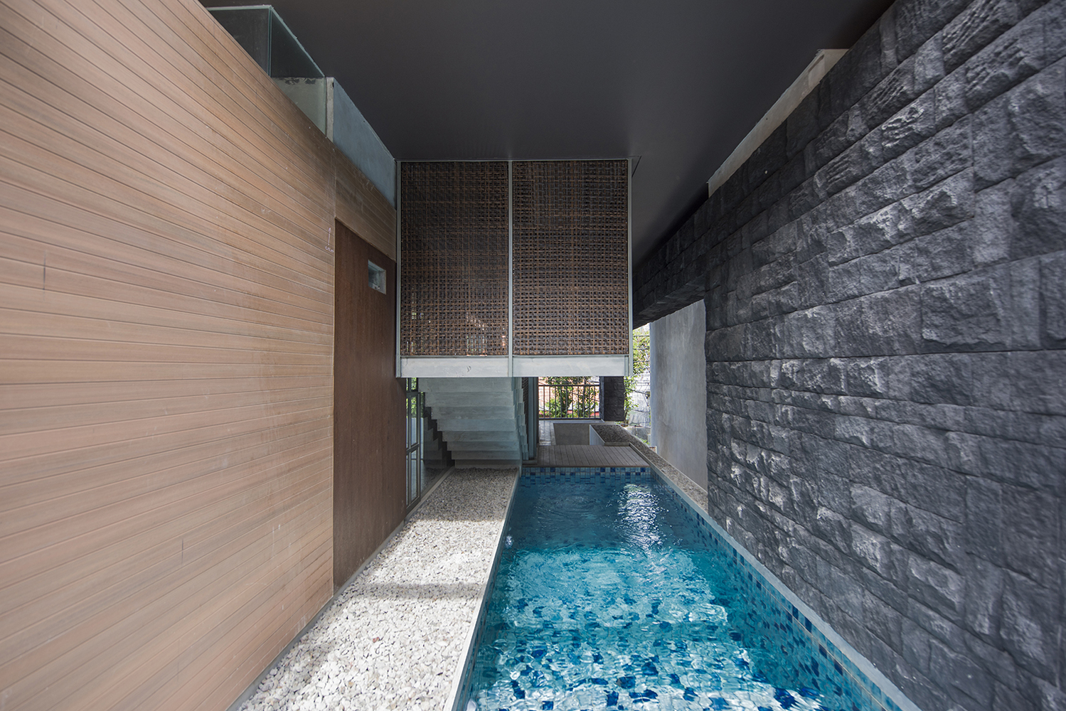 Gallery of Cilandak Stackhouse / Atelier Riri - 3