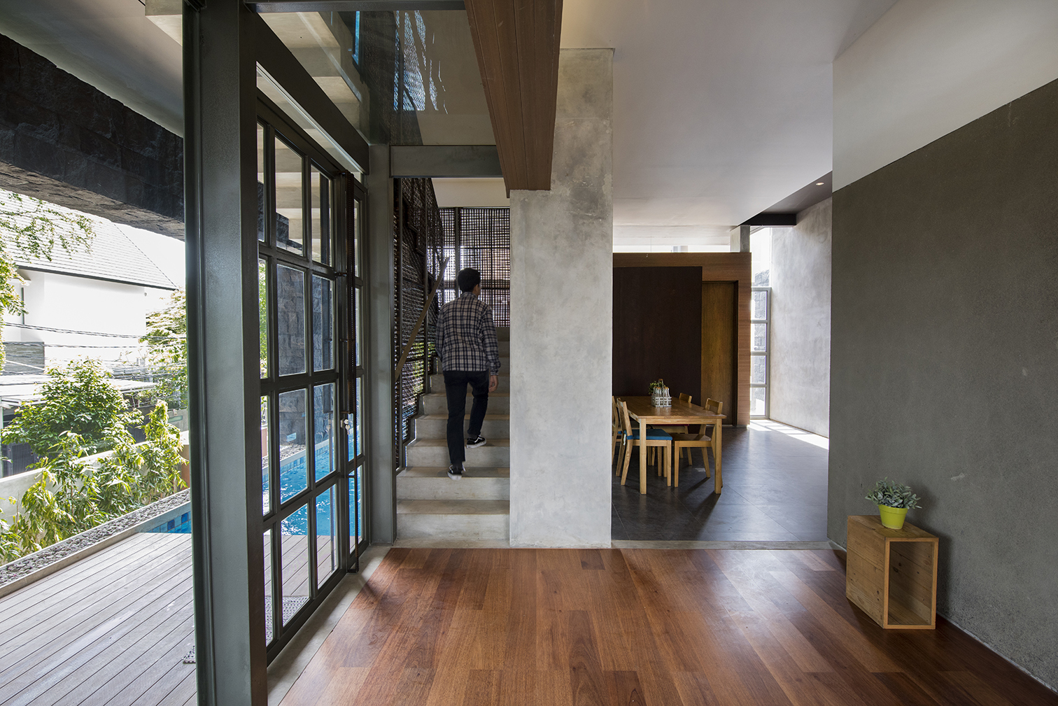 Gallery of Cilandak Stackhouse / Atelier Riri 6