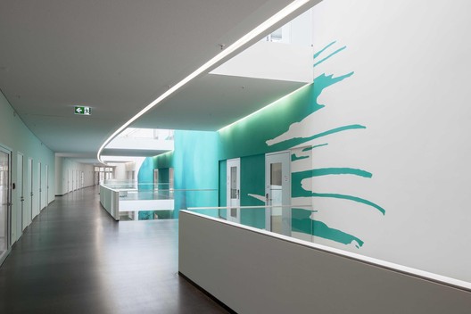 DZNE German Center for Neurodegenerative Diseases  / wulf architekten - Image 3 of 31