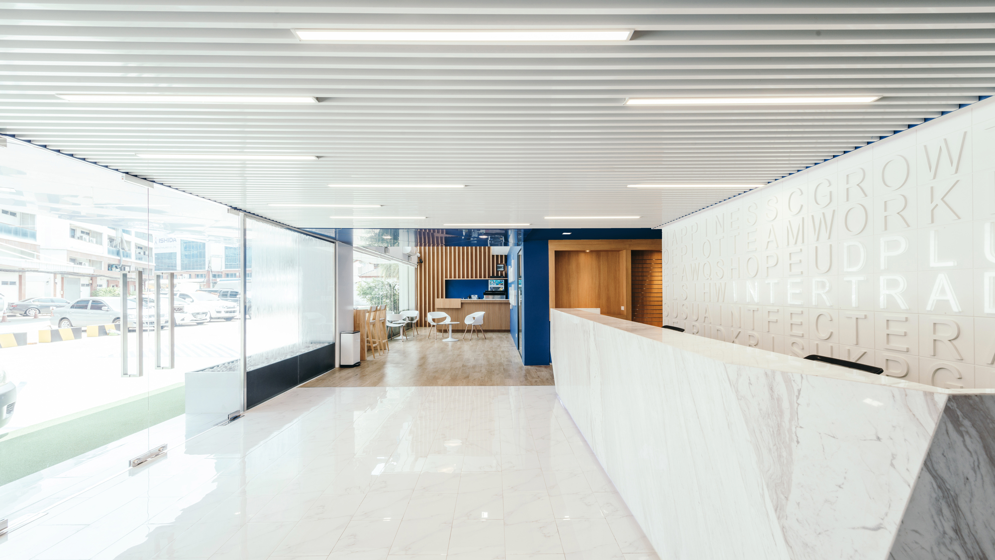 Gallery of Dplus Intertrade Head Office / Pure Architect - 8