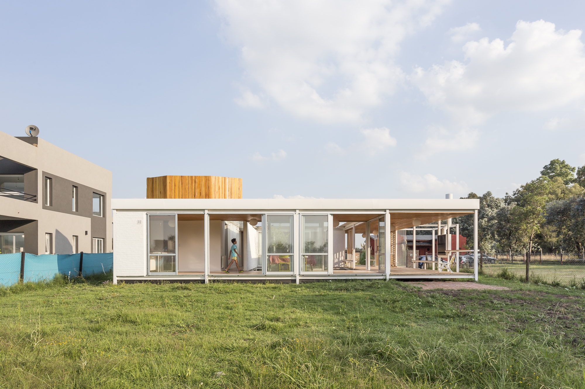 Gallery of Canning House / Estudio Borrachia 15