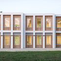 10 New Classrooms - Marcinelle / LT2A + OPEN ARCHITECTES - Classrooms, Facade
