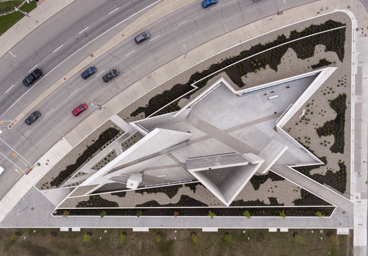 Monumento Nacional do Holocausto projetado pelo Studio Libeskind é inaugurado em Ottawa, Canadá, © Doublespace. Courtesy of Studio Libeskind