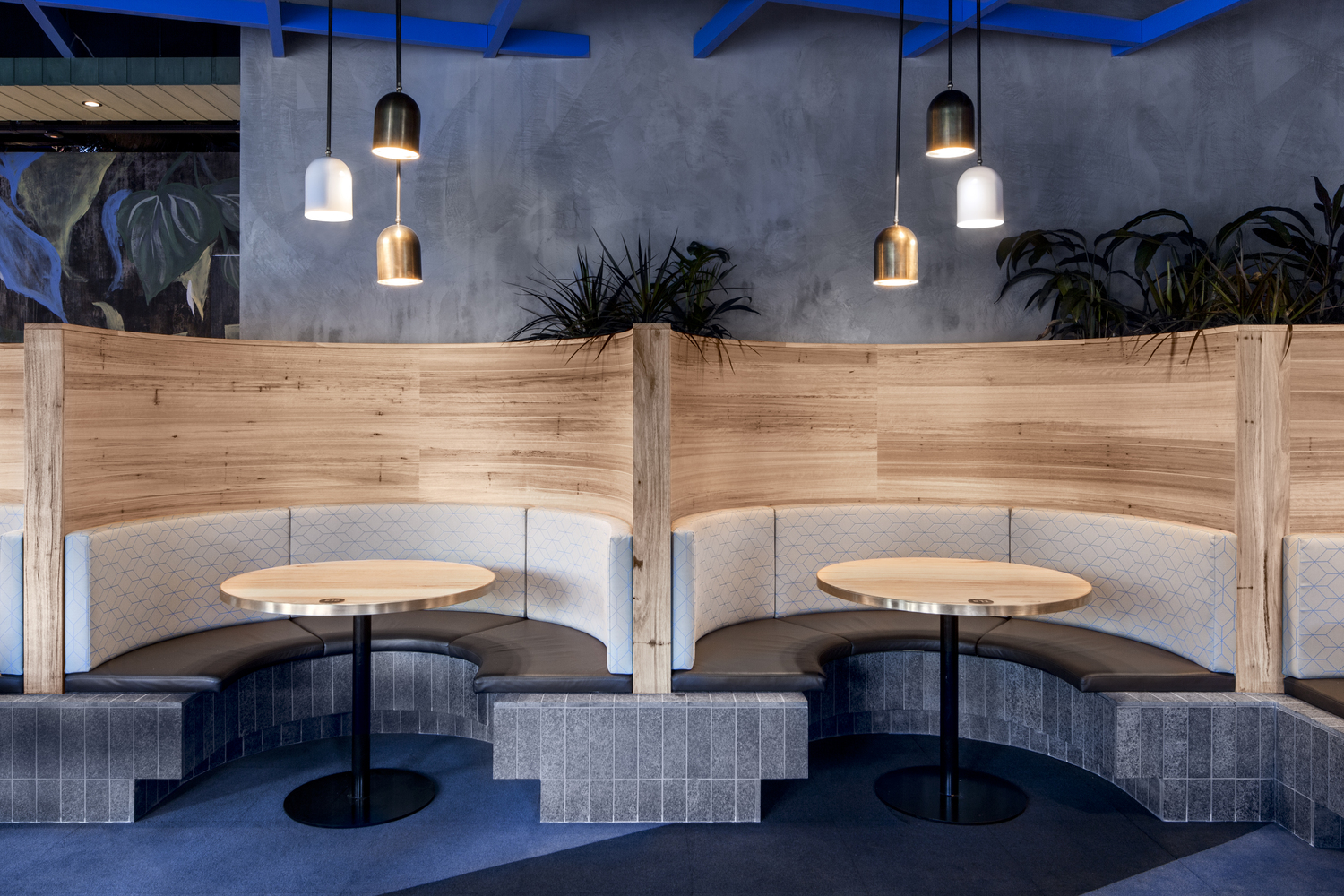 Gallery of Hightail Bar / Technē Architecture and Interior Design - 2