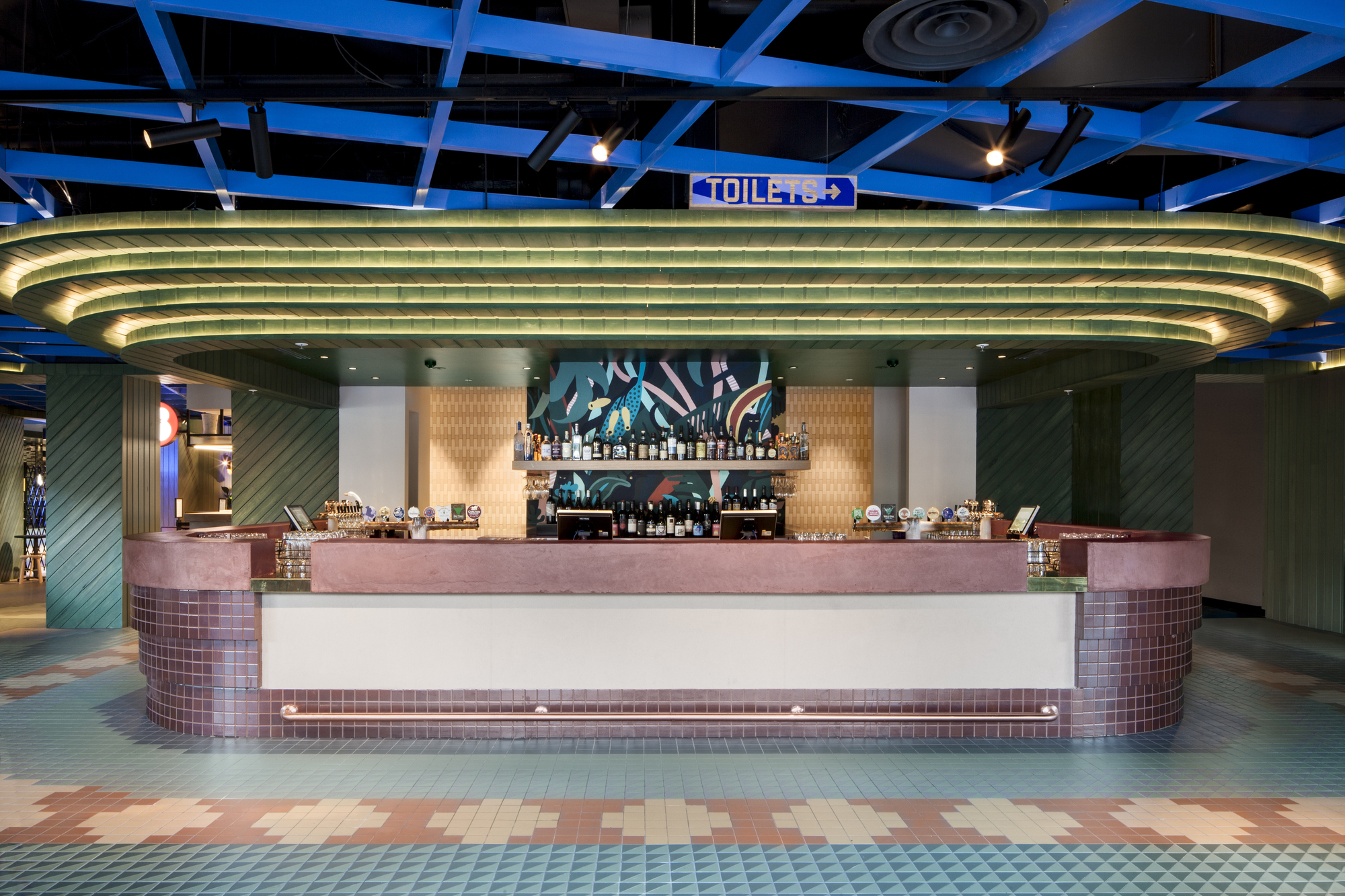 Gallery of Hightail Bar / Technē Architecture and Interior Design 5