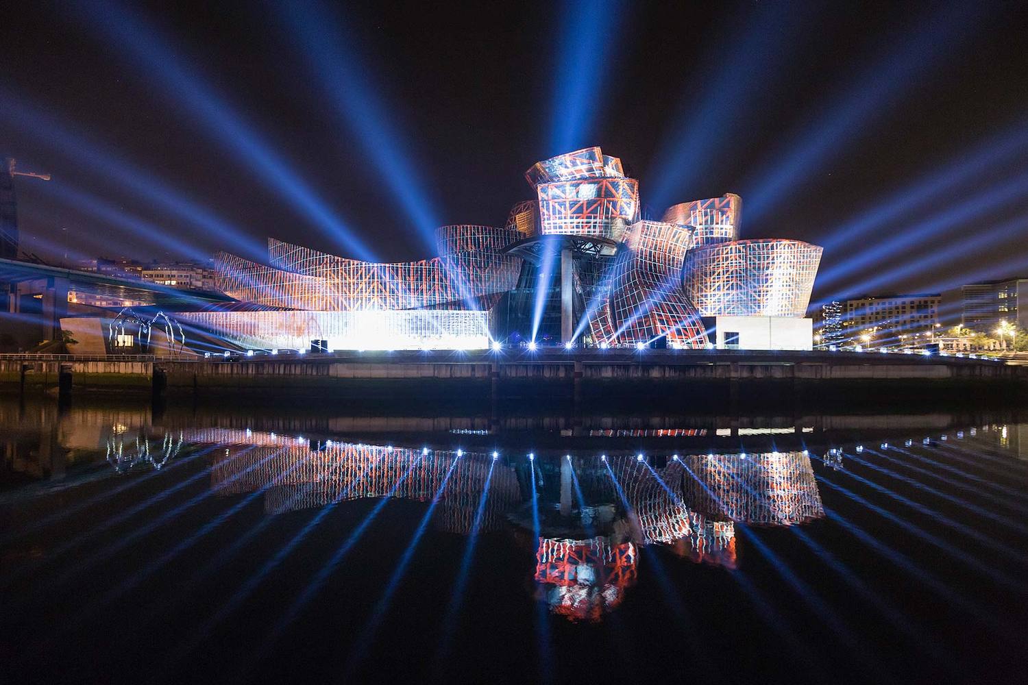 Projection Mapping Light Show Tells the Story of the Guggenheim Bilbao on Its 20th Anniversary,59 Productions transform Guggenheim Museum Bilbao with Reflections, a spectacular projection-mapping event to celebrate its 20th anniversary. Photo by Justin Sutcliffe.