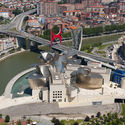 A 20 años del Guggenheim Bilbao - Image 1 of 4