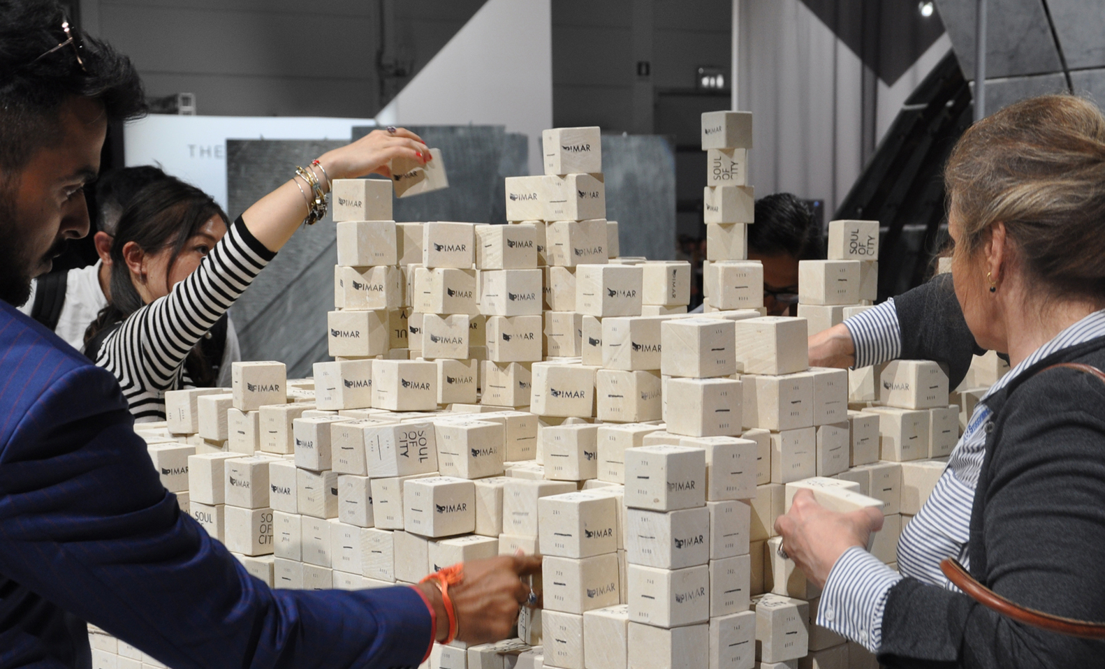 OPEN Architecture Creates “Disappearing” Stone Installation for Marmomac Festival - Image 4 of 13