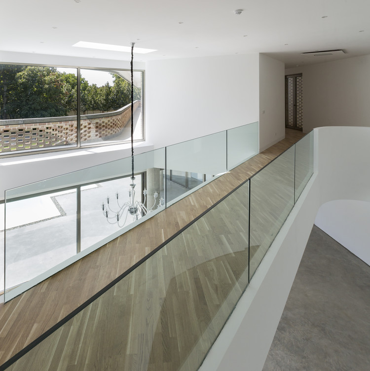 [GOL]KHANEH House / SHABOFFICE - Windows, Glass, Handrail