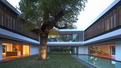 Residência Transparente / Wallflower Architecture + Design