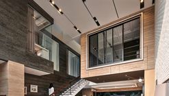 屋中屋，在室内赏建筑立面 R+E House / DP+HS Architects