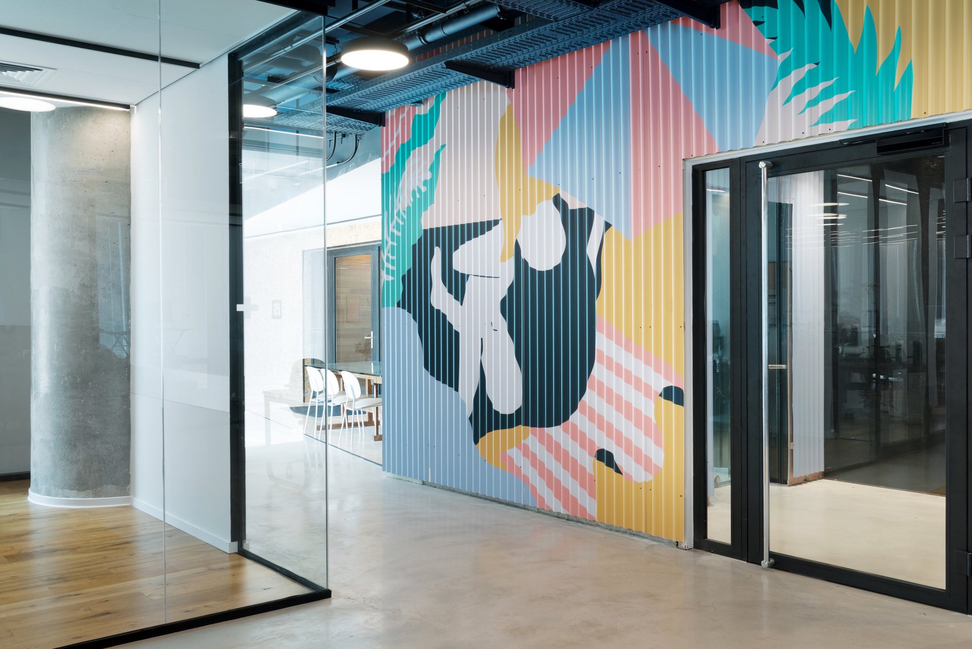 Gallery of IronSource / RUST architects 19