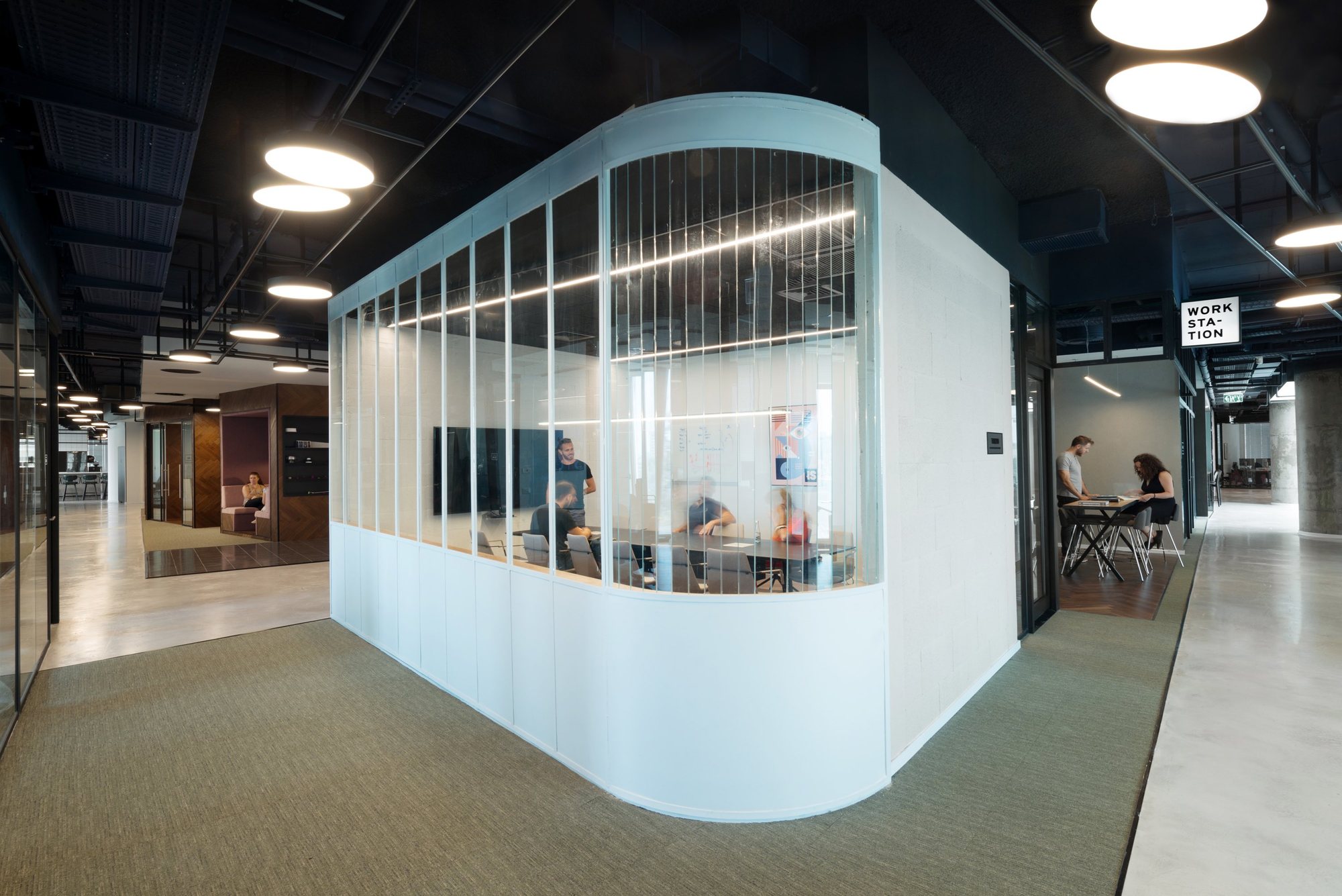 Gallery of IronSource / RUST architects 14