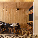 Tinto Blanco WineBar & Shop / ARCHITEKTEN - Tienda