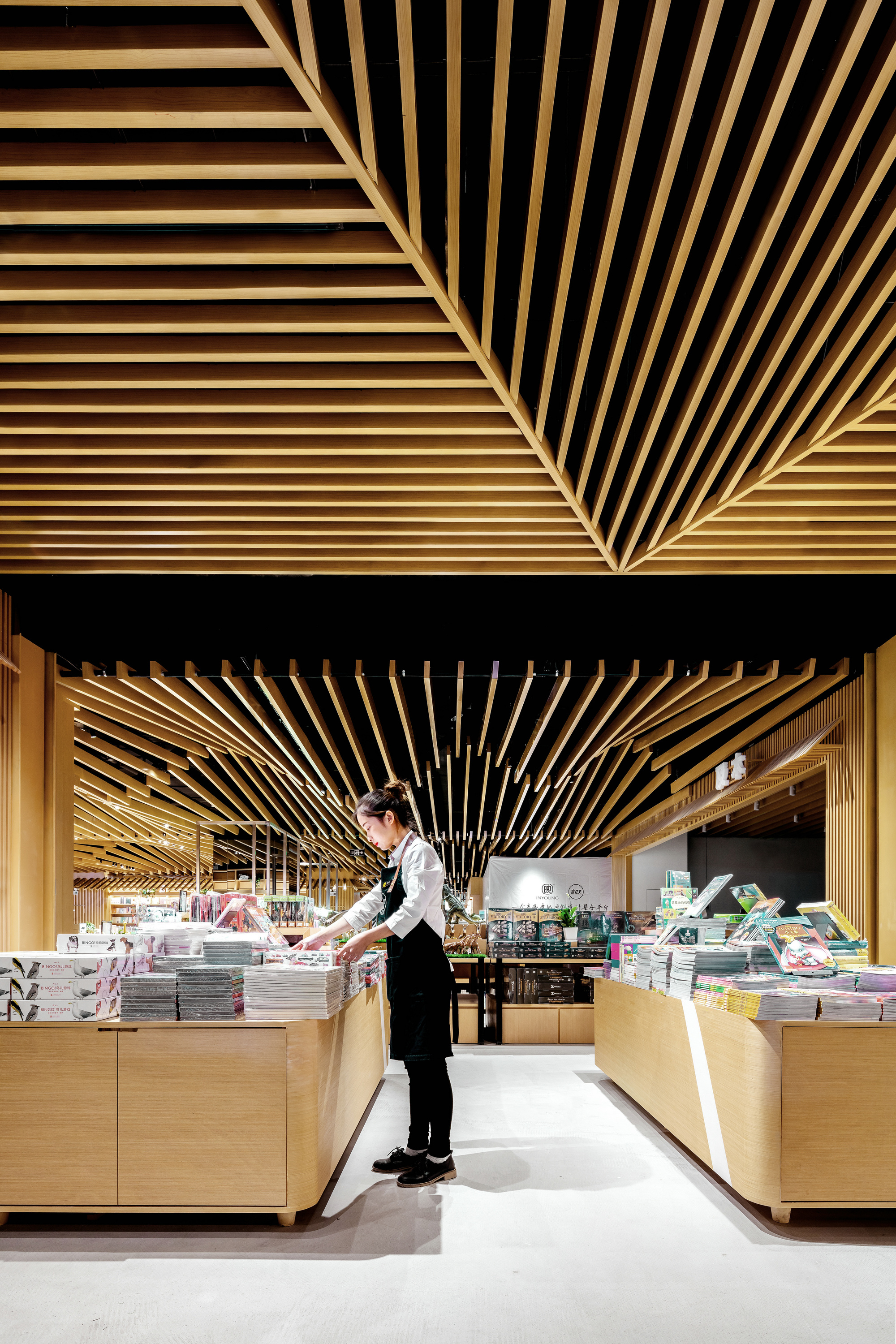 画廊 言几又书店·杭州来福士 / 峻佳设计 - 24
