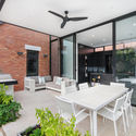 St Kilda Extension  / Finnis Architects - Table, Windows, Chair, Countertop, Beam