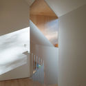 House on Adeline Street / Yale School of Architecture - Renovation, Stairs, Arch, Facade, Handrail