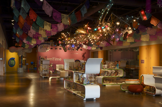 Fort Worth Museum of Science and History / LEGORRETA Fort Worth Museum of Science and History / LEGORRETA - Image 8 of 29