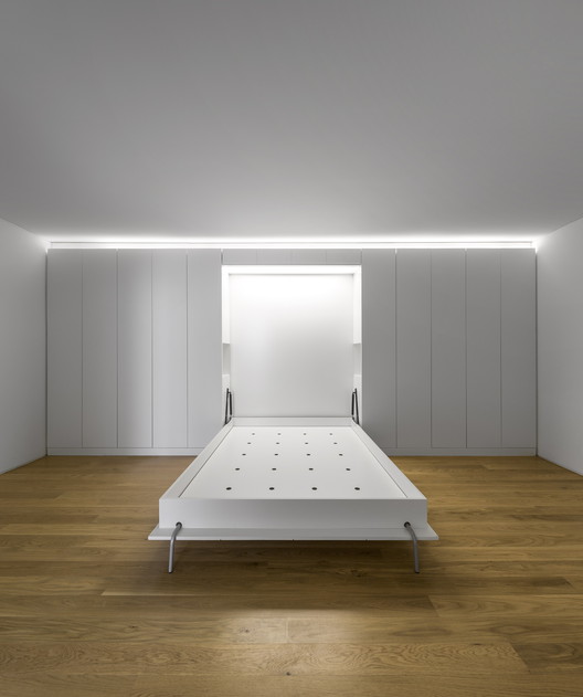 Mobiliários projetados por arquitetos portugueses - Imagem 21 de 93