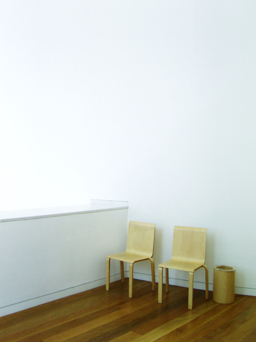 Mobiliários projetados por arquitetos portugueses - Imagem 27 de 93