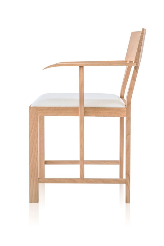 Mobiliários projetados por arquitetos portugueses - Imagem 32 de 93