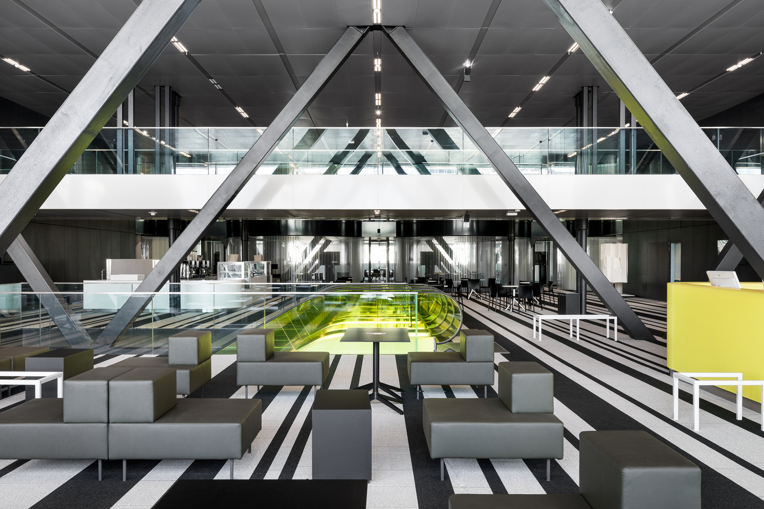画廊 OMA完成 Rijnstraat 8 改造,视频体会西方办公大楼的光与通透 - 1