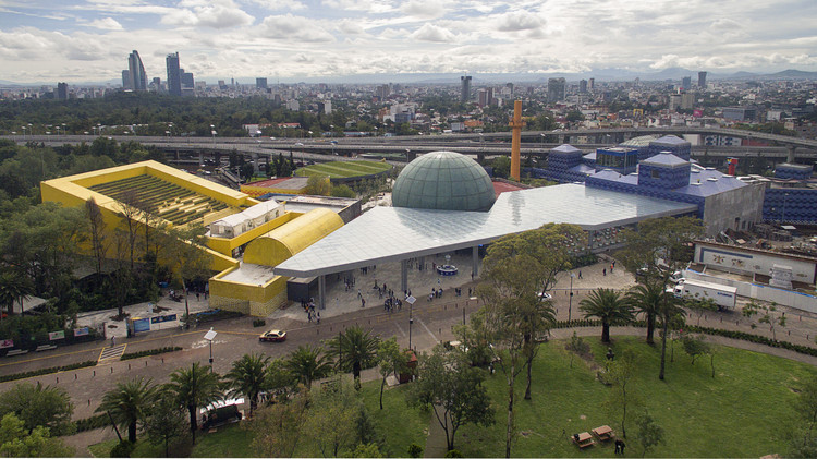 Victor Legorreta: “Sometimes, Architects Take Themselves Too Seriously” - Image 50 of 59