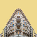 Série fotográfica cria falsas simetrias na arquitetura de Budapeste - Image 4 of 4