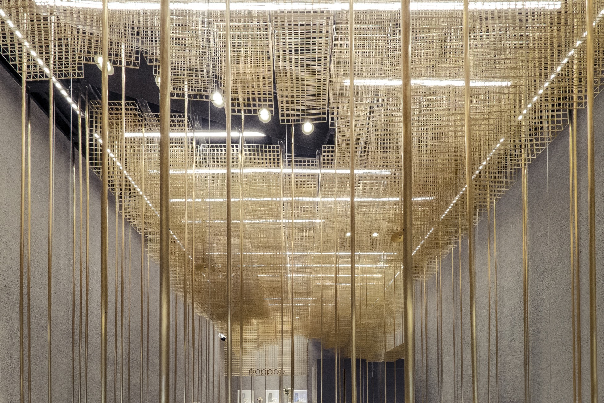 Oblako boutique. Кронштадтская 20 вязьма. Витрина ювелирного магазина. Ателье облака. Paris wild.