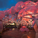 PVC Pipes and Umbrellas Come Together in Vibrant Dandelion-esque Dome in Singapore - Image 4 of 4