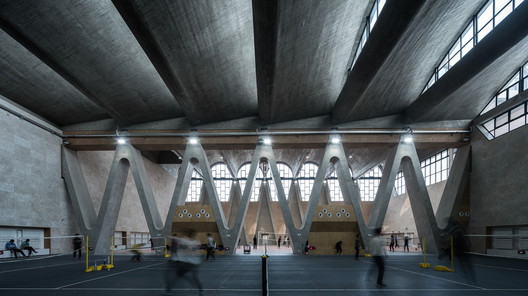 Gymnasium of New Campus of Tianjin University / Atelier Li Xinggang Gymnasium of New Campus of Tianjin University / Atelier Li Xinggang - Image 18 of 29