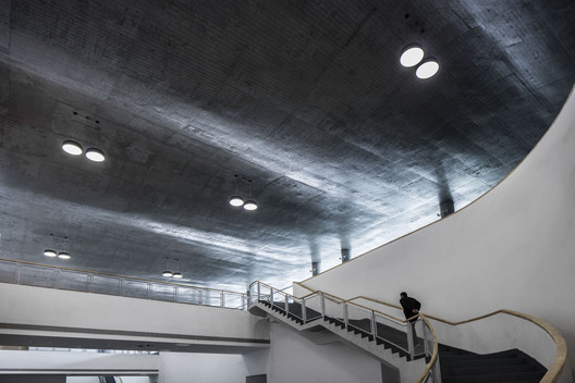 Gymnasium of New Campus of Tianjin University / Atelier Li Xinggang Gymnasium of New Campus of Tianjin University / Atelier Li Xinggang - Image 13 of 29