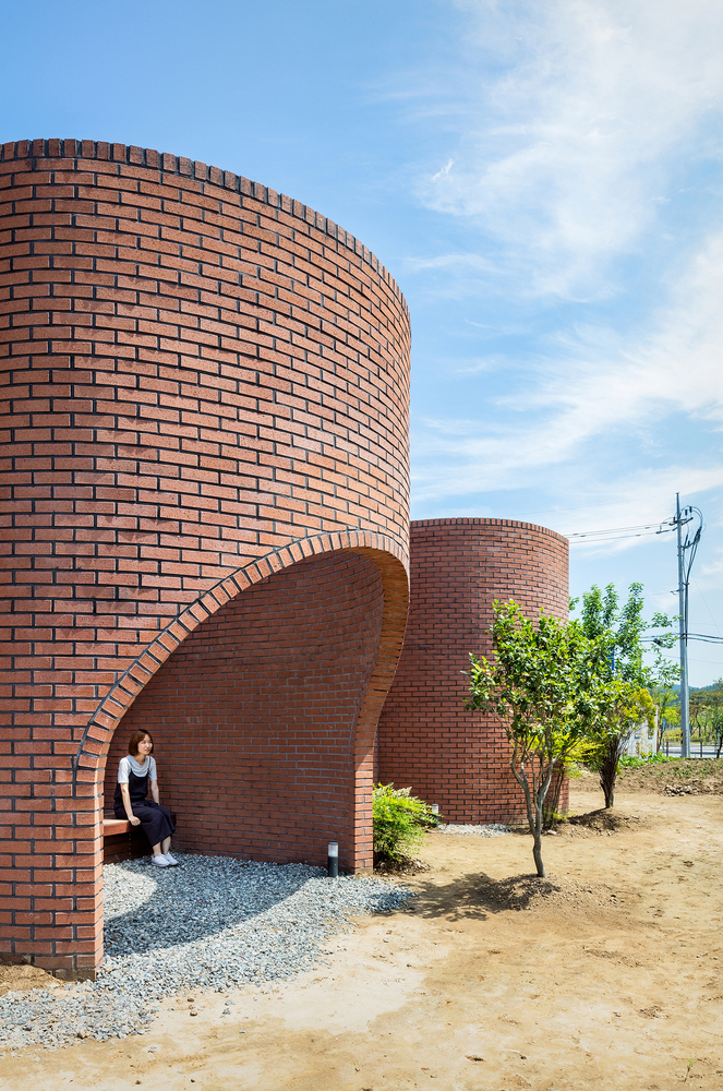 Gallery of The Vault House / OBBA - 14