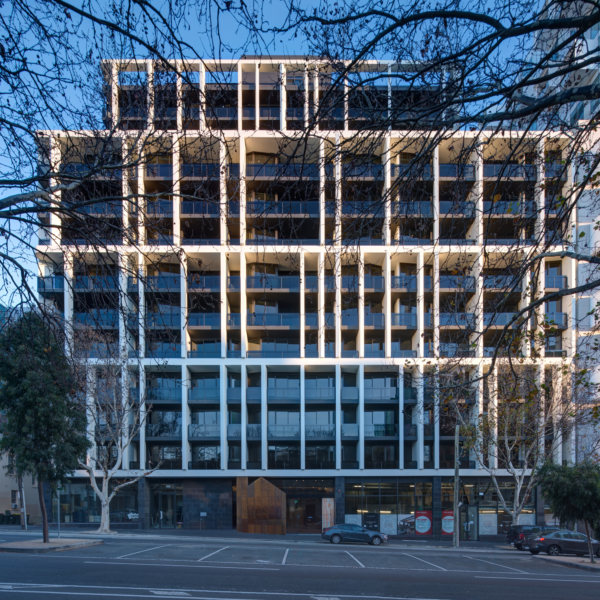 The Eminence / Plus Architecture ArchDaily