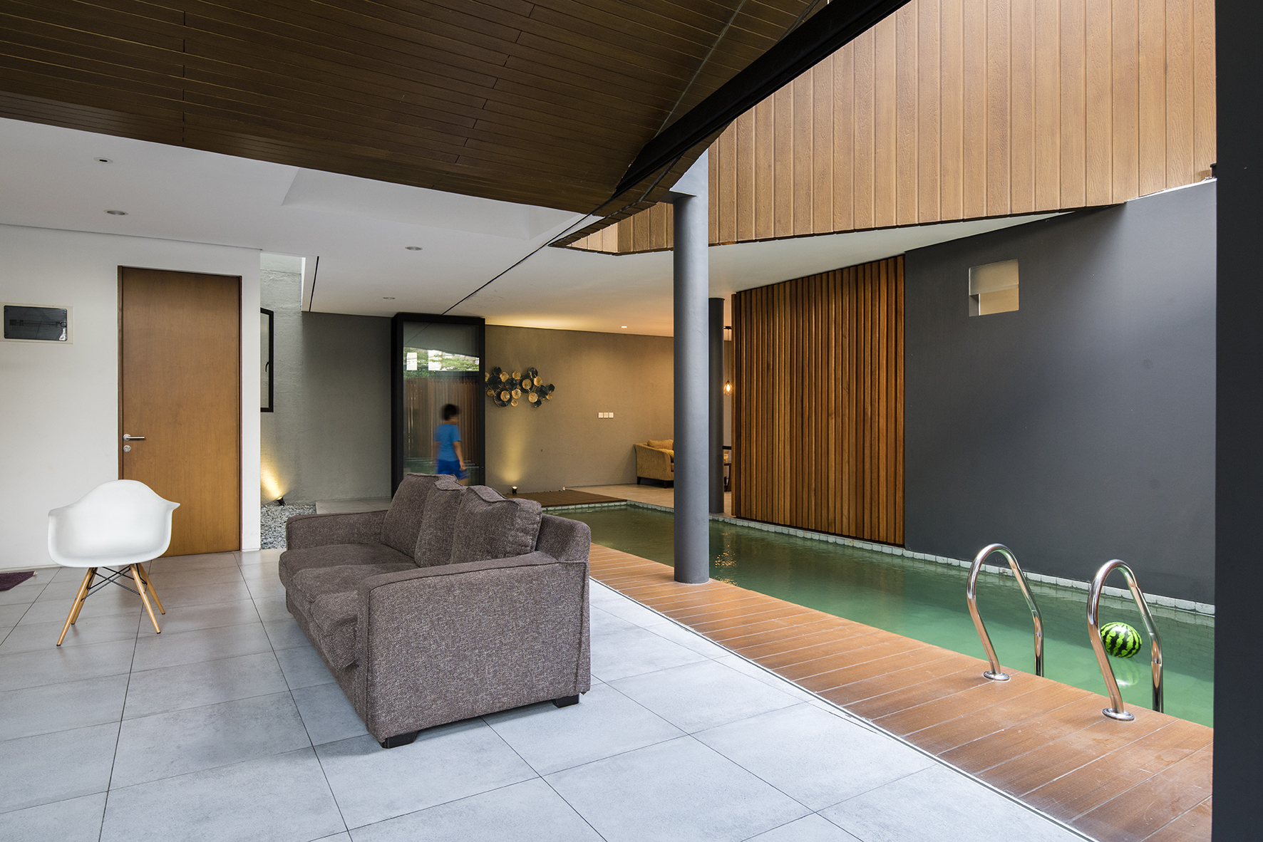 Galería de Casa sesgada / Atelier Riri - 1