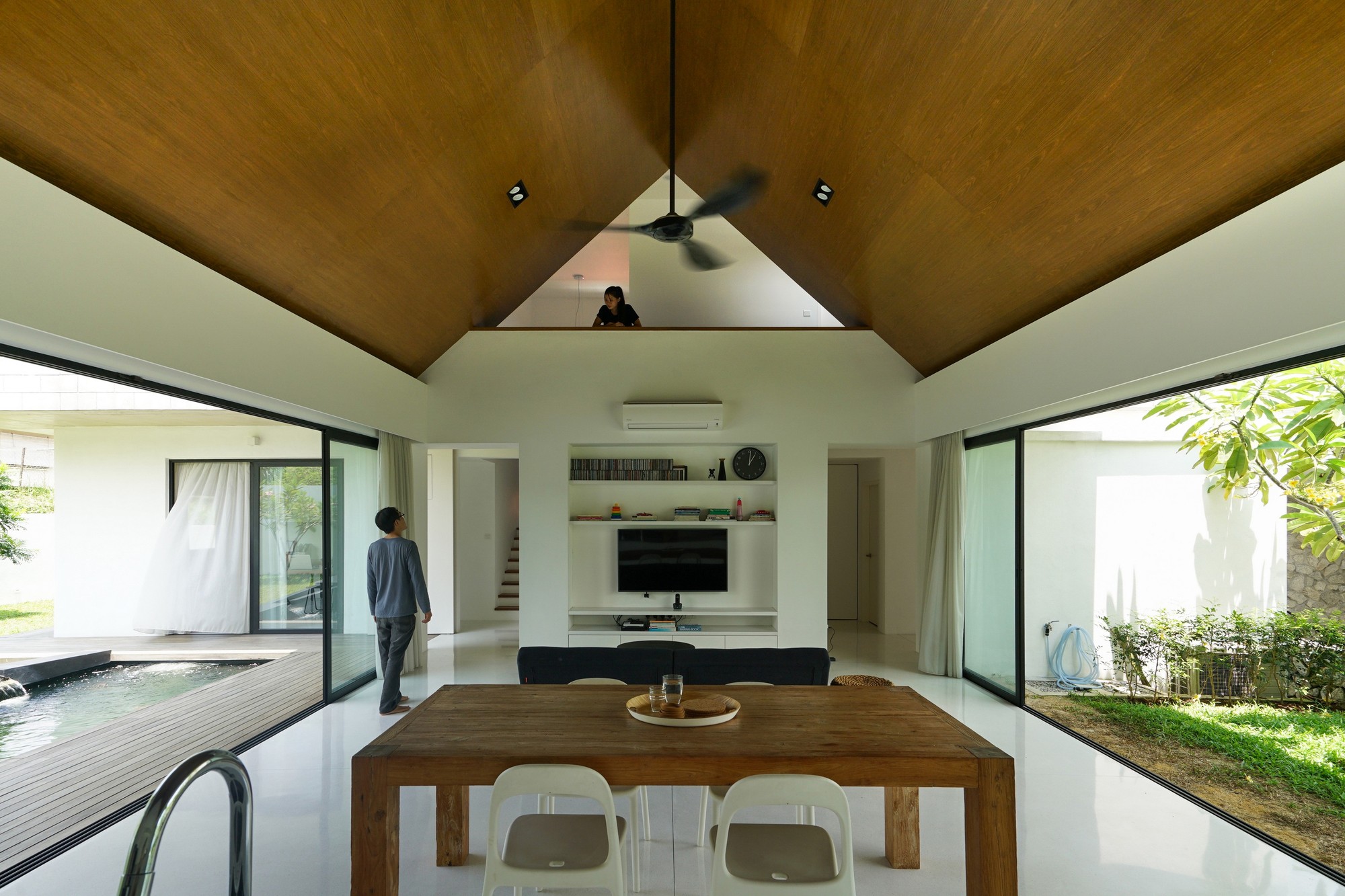 Gallery of Knikno House / Fabian Tan Architect - 36