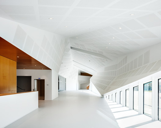Congress Center of The Haute Saintonge / TETRARC - Image 12 of 45
