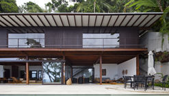 Casa Tijucopava / AMZ Arquitetos