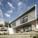 Ewok House / Fones Arquitectos - Houses