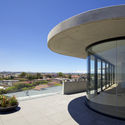 Wave Apartments / Benson McCormack Architects - Image 3 of 21