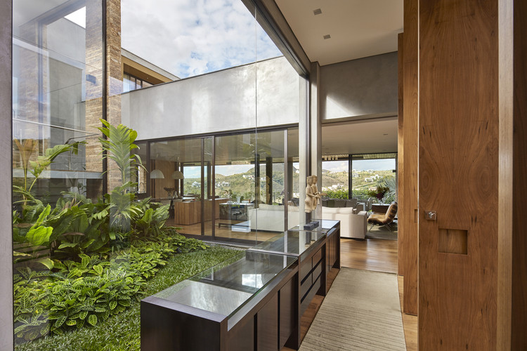 Valley House / David Guerra - Windows, Table, Countertop, Chair, Facade