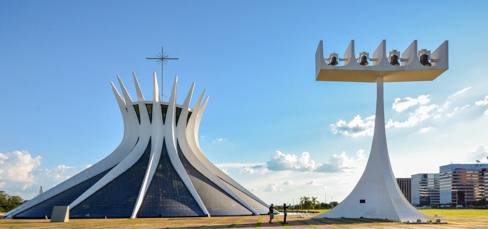 Spotlight: Oscar Niemeyer - Image 24 of 25