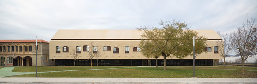Centro Psiquiátrico / VAILLO + ARCHITECTS + GALAR + VELAZ - Imagen 12 de 40