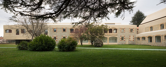 Centro Psiquiátrico / VAILLO + ARCHITECTS + GALAR + VELAZ - Imagen 5 de 40